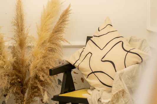 An artist's cozy contemporary studio